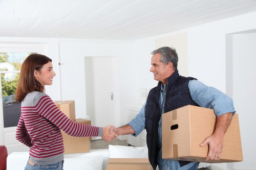 Local commercial relocation service for offices, shops, and warehouses in Portugal