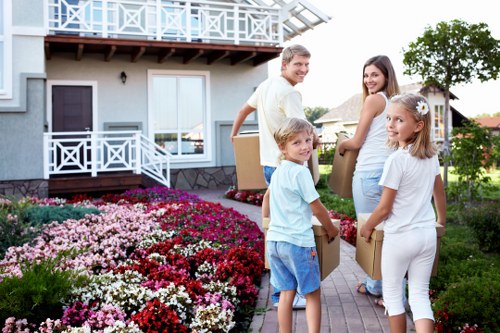 Small removals and delivery service across Portuguese towns and cities